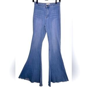 Forever 21 Mid-Rise Super Flare Jeans Size 24